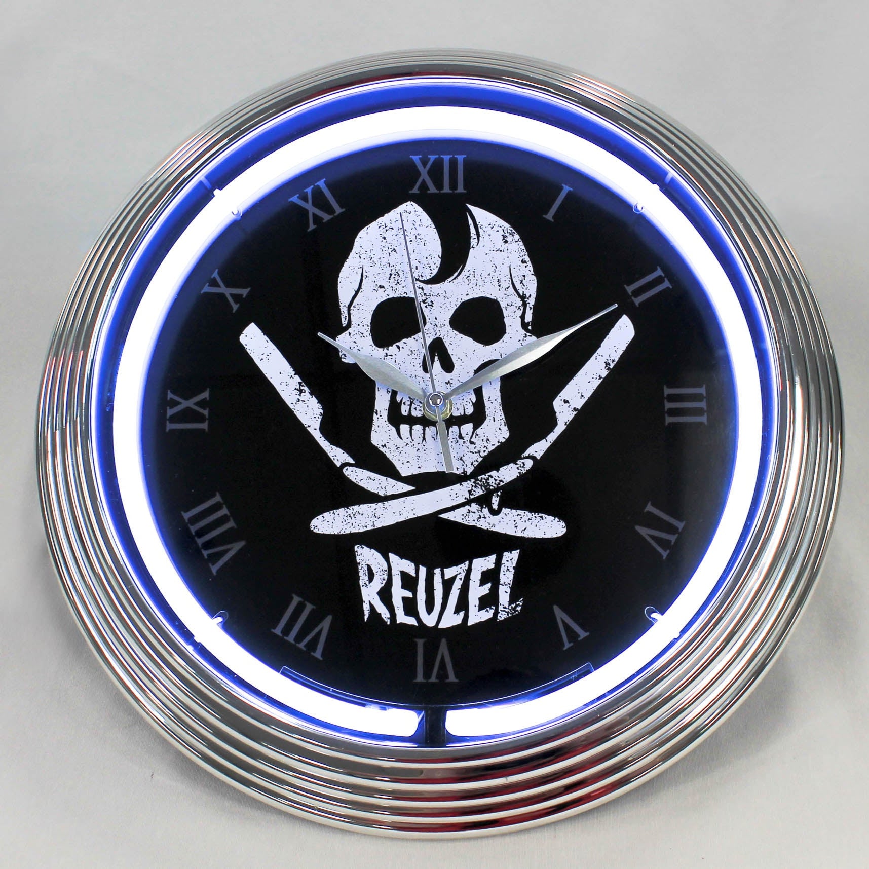Reuzel Jolly Roger Neon Clock