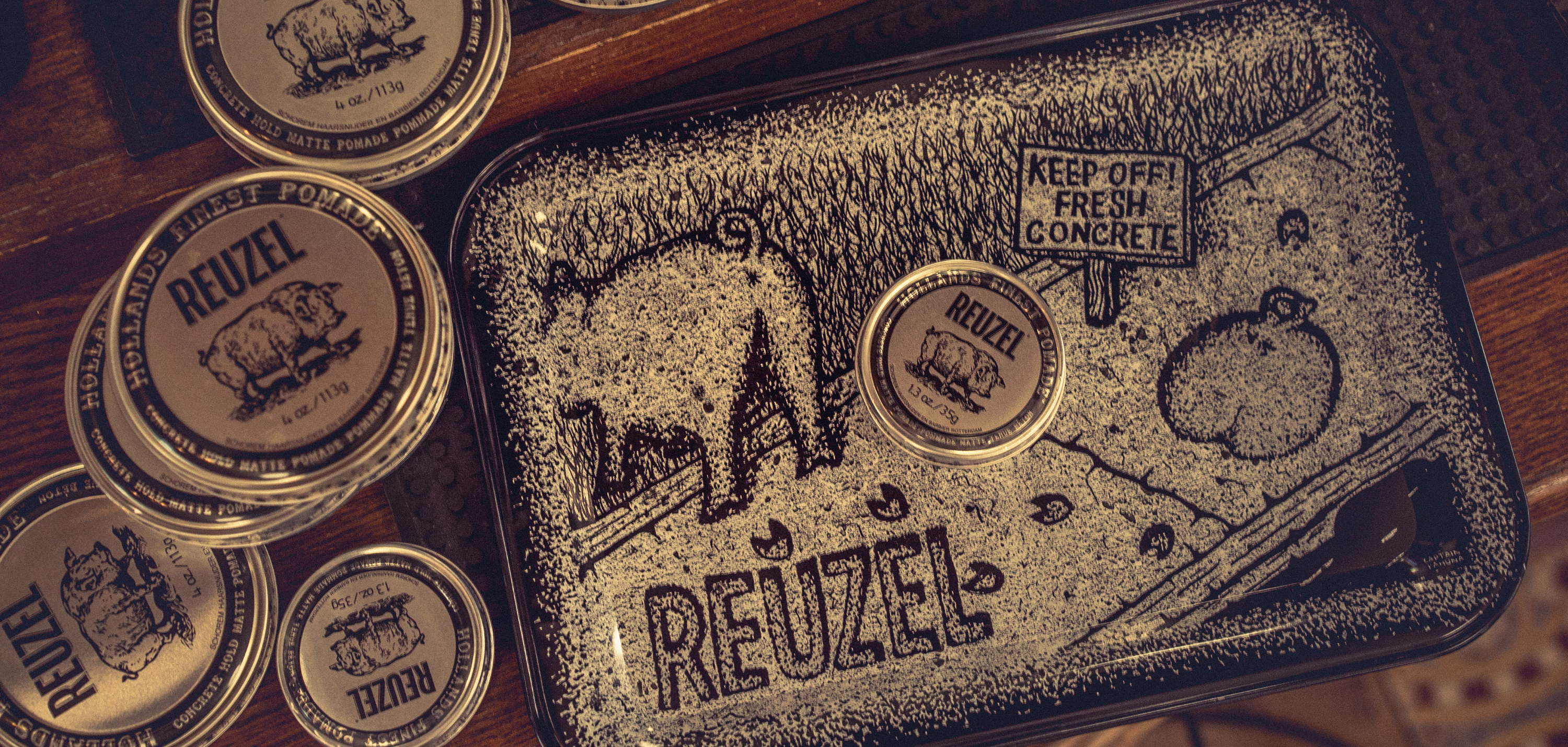 Reuzel New Concrete Hold Matte Pomade with new tray. Tray features pig print in concrete. Reuzel Pro Site. 